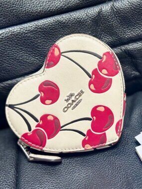 Coach Heart Coin Case Cherry CZ477